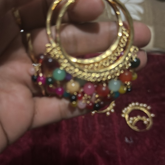 Jewelry - Picture 11 of 16